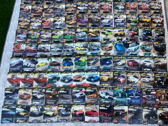 New Sealed Hot Wheels Premium Car / Pop Culture Real Riders Diecast Cars (VALENCIA) $10 Each One