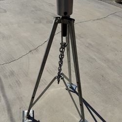 Fifth Wheel king Pin Tri POD