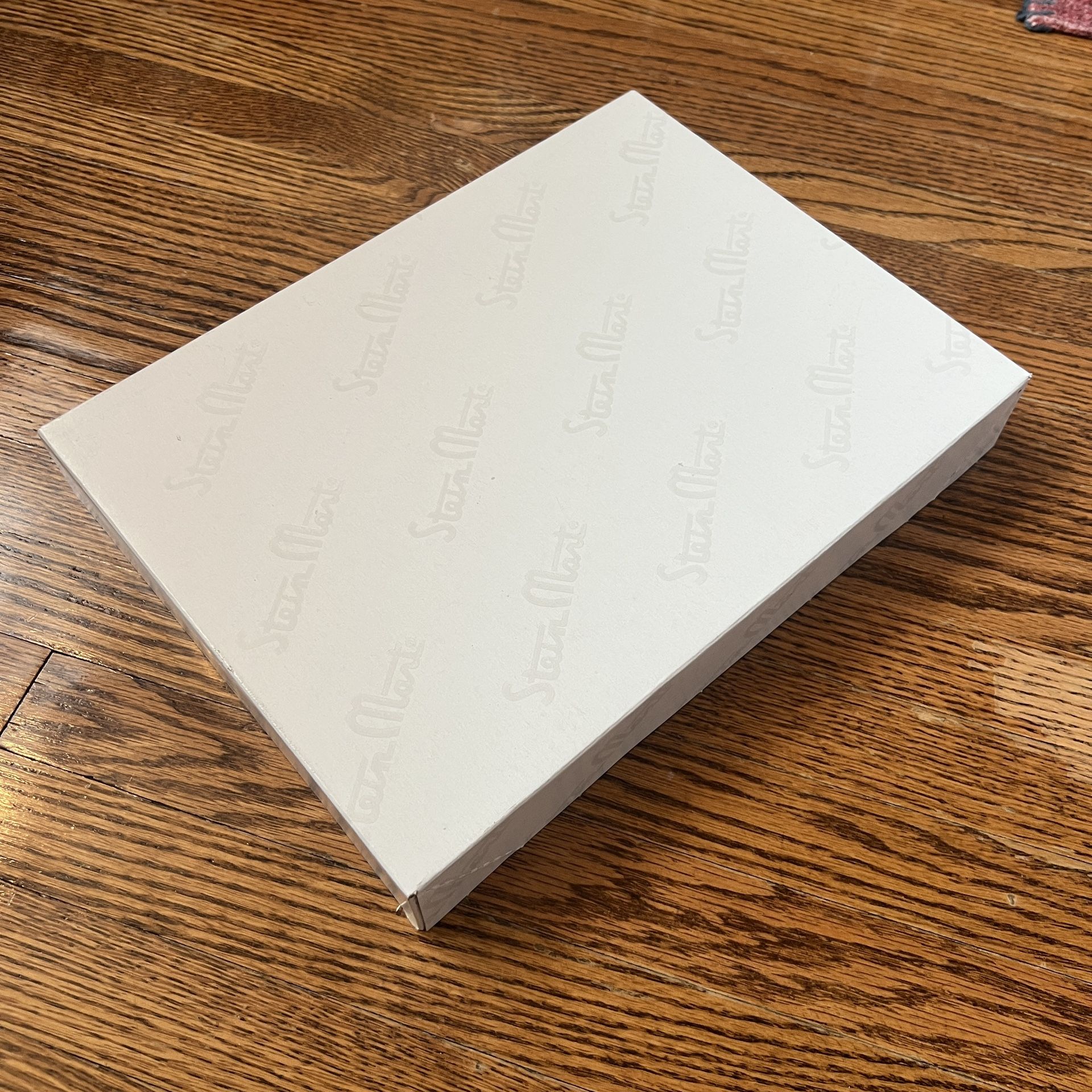 Vintage Stein Mart Shirt Gift Box 11.5”x8.5”x1.25” Excellent condition In brand new condition. No tears, tape marks, defects - from smoke free / pet