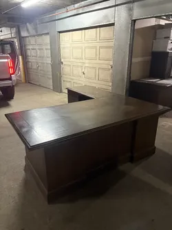Traditional L shaped executive Desk