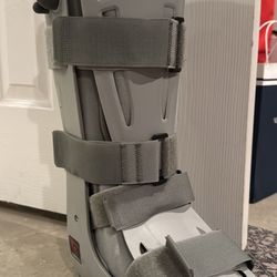 Genesis Walker Boot