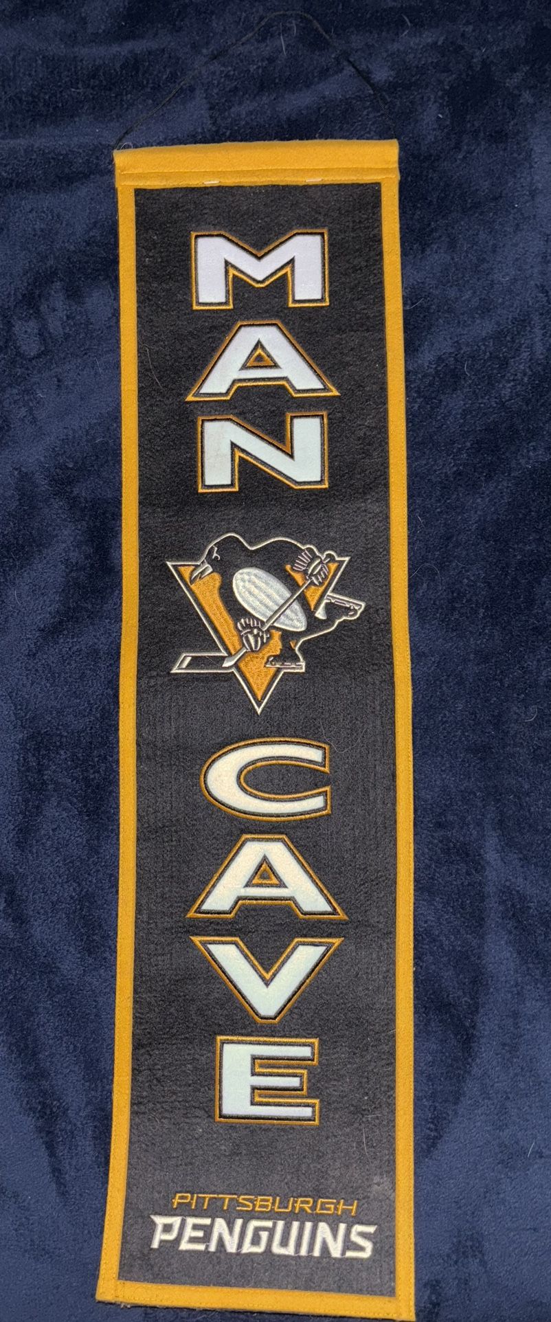 Pittsburgh Penguins Man Cave Easy Hang Up Banner (NHL SHOP OFFICIAL)