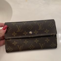 Authentic Louis Vuitton Wallet 