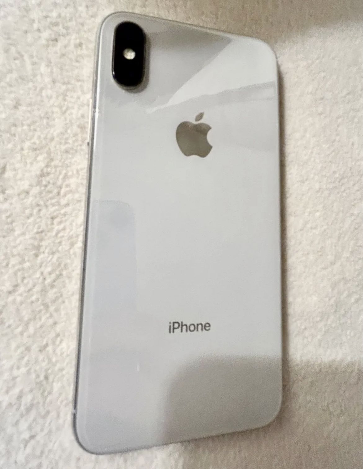 IPhone X 64 GB (eBay Only Shipping)