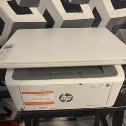 HP Laserjet  M140we