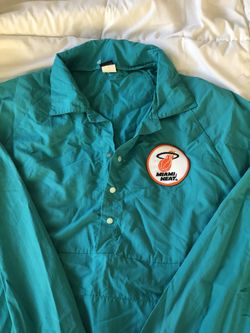 VINTAGE MIAMI HEAT WINDBREAKER