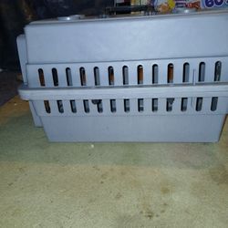 Small pet carrier.20"lengthx12"widex12 high