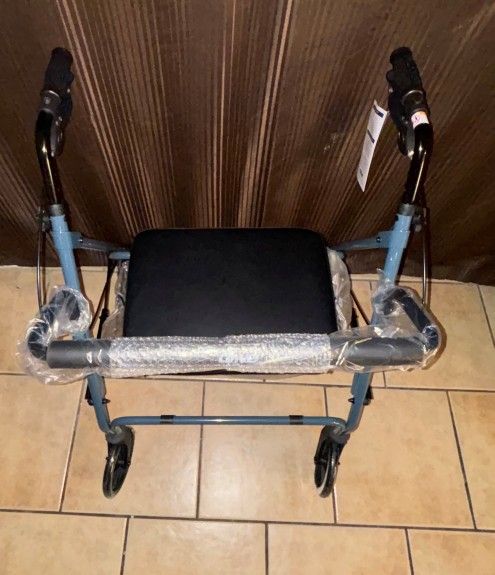 BARIATRIC WALKER