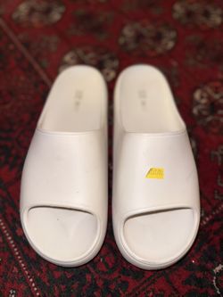 32 Degrees Cool Sandals