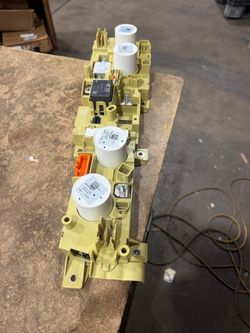 junction block 2022 ford E transit
