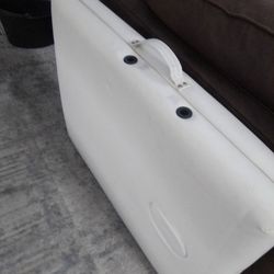 FDS MASSAGE TABLE (Foldable)