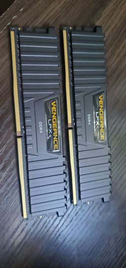 2x8gb Corsair Vengeance DDR4