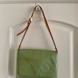 Louis Vuitton Vernis Thompson monogram