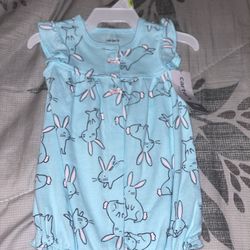 Baby clothing