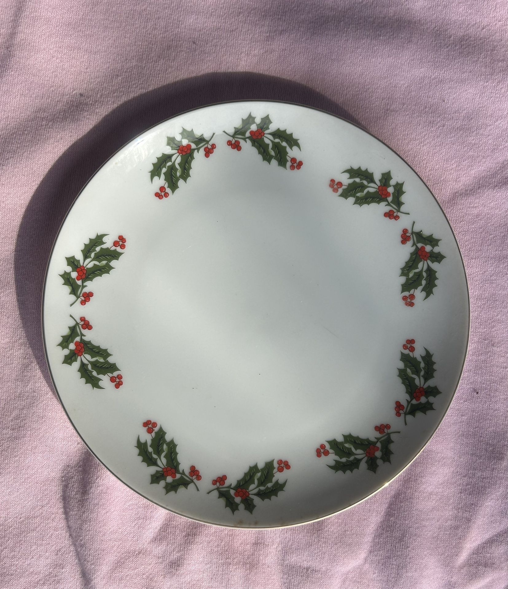 Vintage Christmas Plate Set