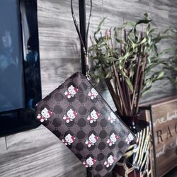 Hello Kitty Wristlet 