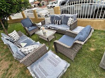 Patio furniture set outdoor new in the box