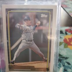 Milwaukee Brewers Teddy Higuera 1992 Topps Gold Parallel Baseball Card 