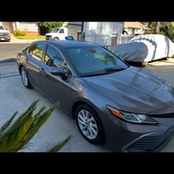 Toyota Camry Sedan