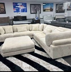 Sectional Couch/Preguntar Precio/Ask For Price 