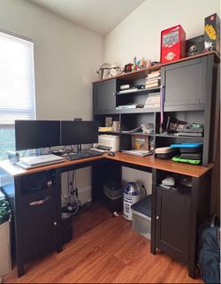 L shape desk with hutch