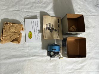 Ocean City Flipline 376 Spincast Fishing Reel