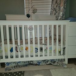 Cuna Con Todo Como Está  Alli