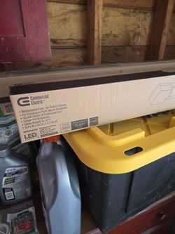 3ft LED shop light