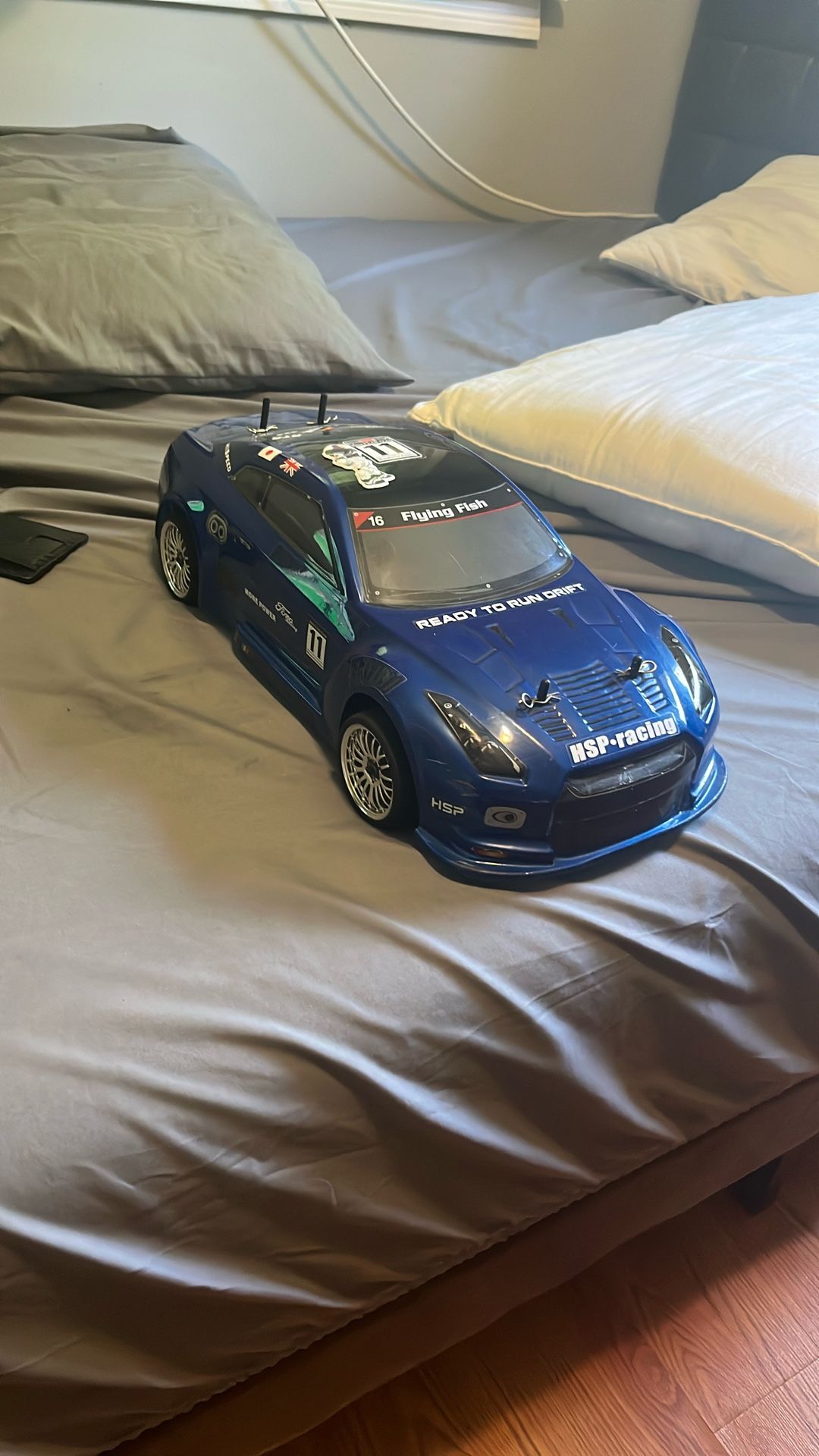 Rc Car Brings Evrything It Needs To Function