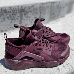 Nike Air Huarache Run Ultra SE Men’s Size 9.5 Deep Burgundy