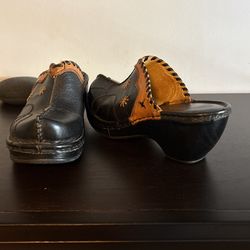 Nice Clogs