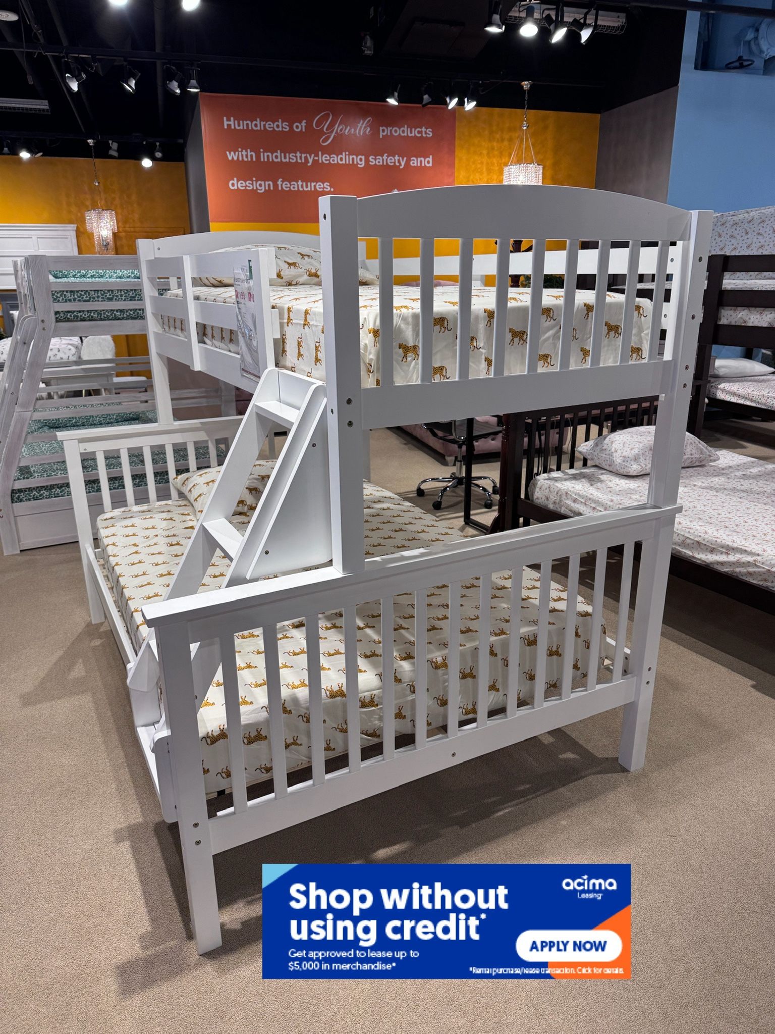 Twin/Full White Bunk bed w. Ortho Mattresses Included