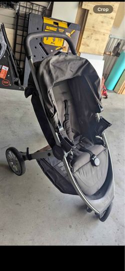 Britax B-Lively Stroller