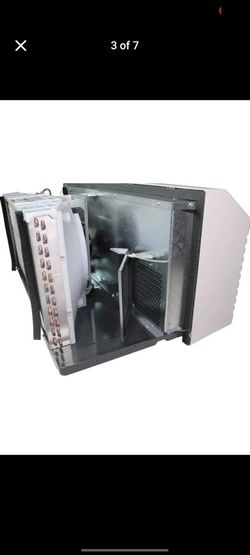 The PTC124J35AXXX offers 11,800 BTUs of cooling power and a 3.7 kW (12,600 BTUs) electric heater. The PTC124J35AXXX includes a 7-20P power cord. It bo