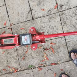 PITTSBURGH 2 Ton Compact Trolley Jack