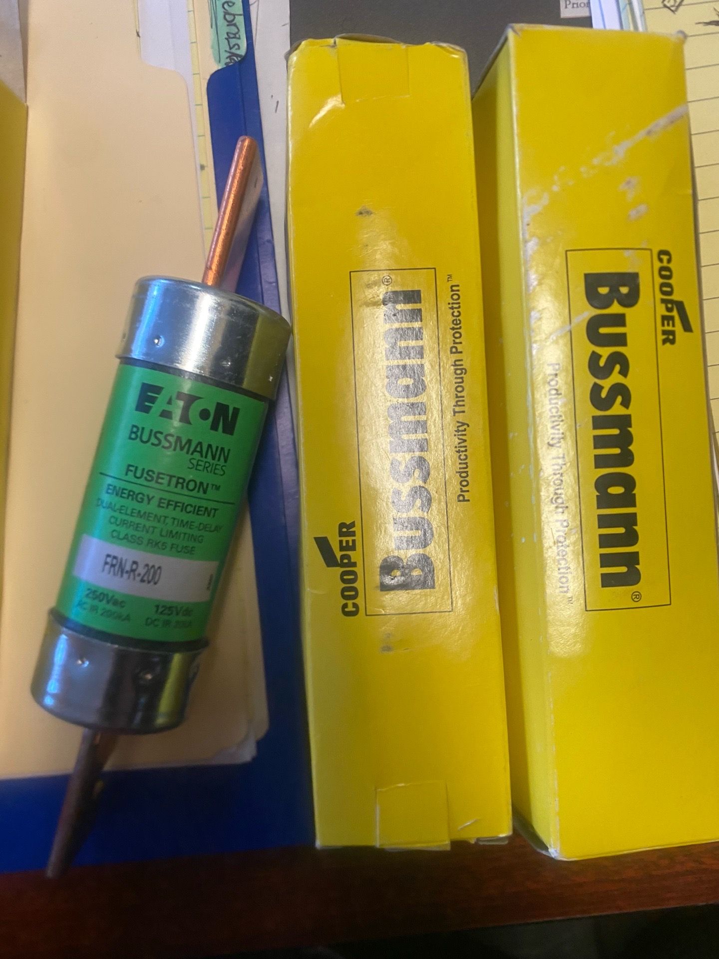 3 R Phase Disconnect Fuses and Box