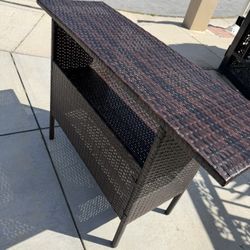 Wicker Table