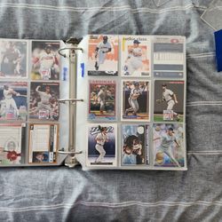 Binders Full Of Baseball Cards All Eras