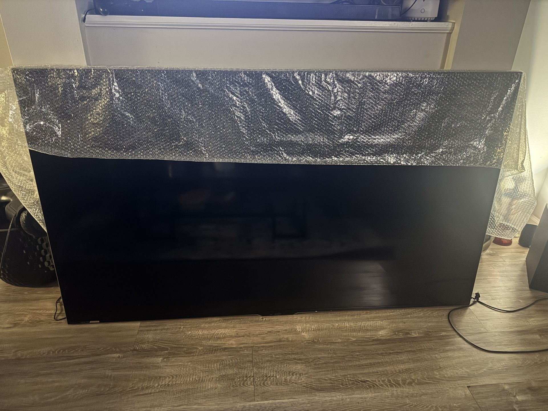 Sharp Aquos 85” UHD TV