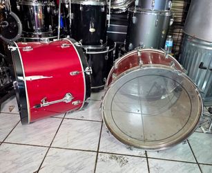 Bass drums for your soccer game 22 !! $70 or best offer each !!