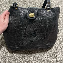 Vintage Brahmin black leather crocodile print