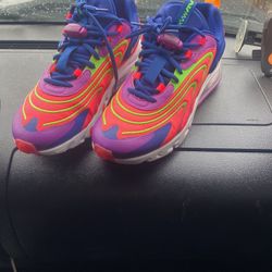 Nike Air Max 270 React ENG Raspberry Ripple