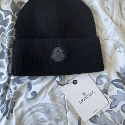 Desgnr Beanie Hat Gorro All Black