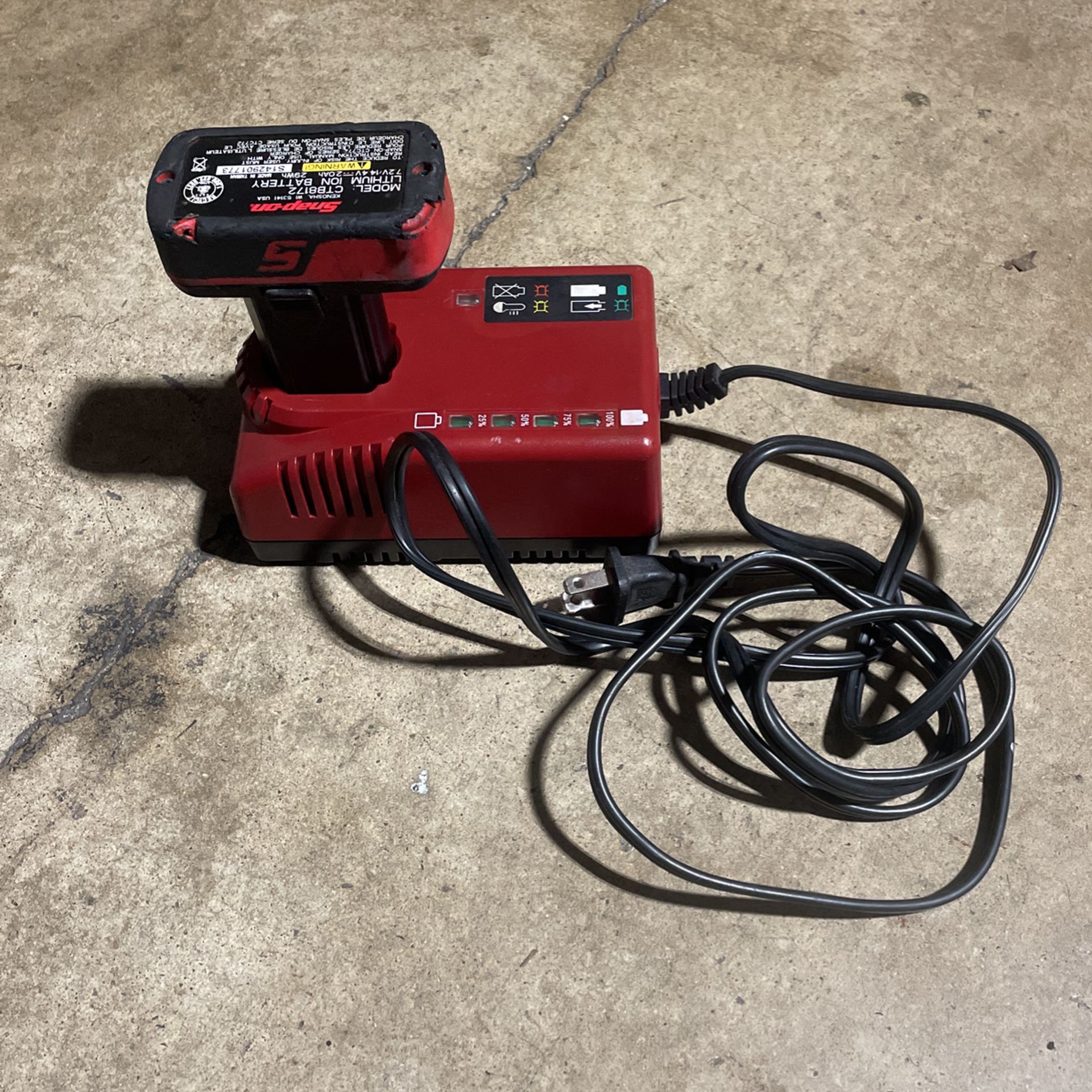 Snap On Charger With Battery 