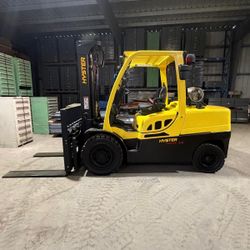 2020 Hyster forklift 11,000lbs Capacity