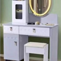 2025 new vanity desk, Modern vanity table with mirror and lights dressing. lighted makeup table with chair