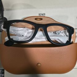 Ray-Ban Meta Smart Glasses BRAND NEW