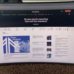 2× Samsung 32” Curved Monitors + Free Premium Arm – Priced to Move