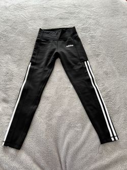 Adidas Legging Size Small With Pocket