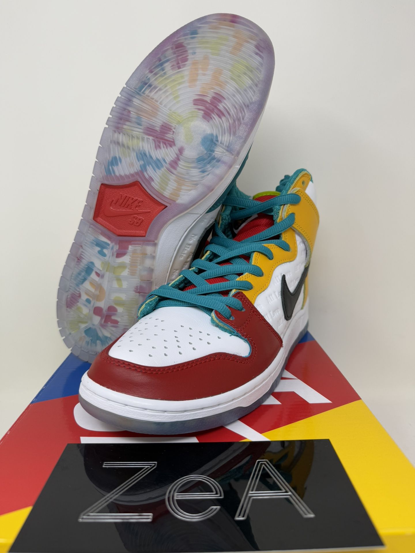 Nike Sb Dunk Low Pro froSkate All Love Size 9.5 Me